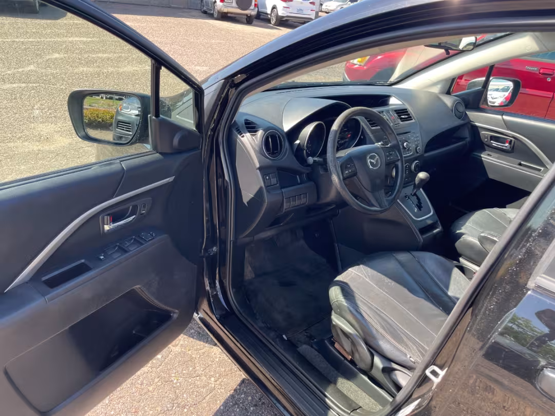 2011 Mazda MAZDA5 - JM1CW2BLXC0106278 - Image #8